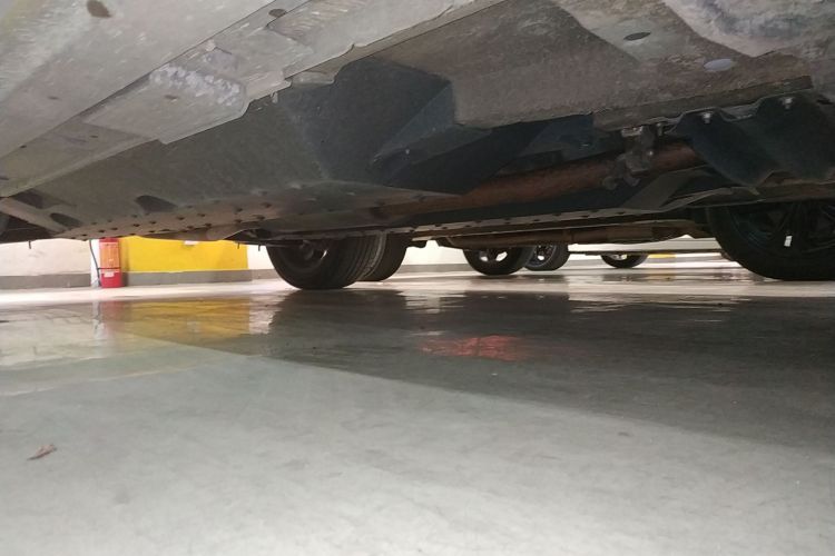 奔腾T99 2022款 20TD 自动运动尊享型特装版局部细节9001