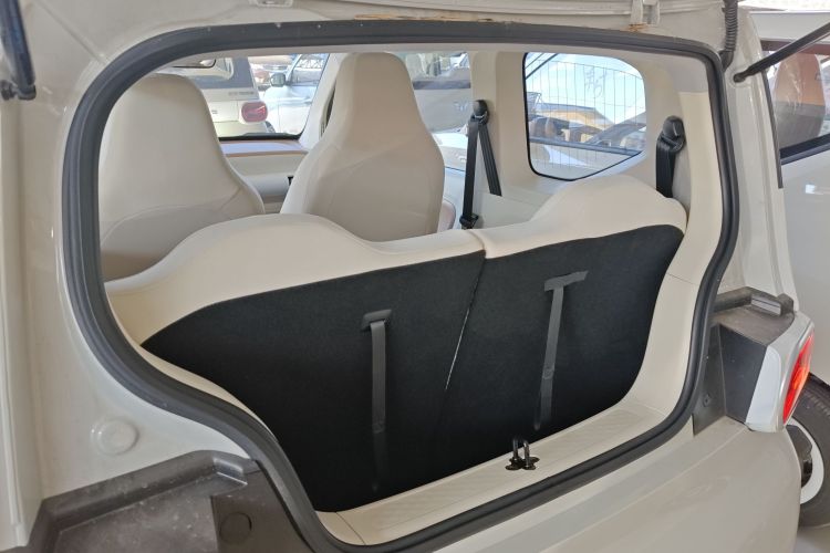 五菱汽车 宏光MINIEV 2024款 第三代 215km 青春版机舱底盘23