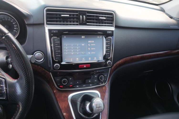 哈弗H6 2017款 红标 运动版 1.5T 手动两驱精英型局部细节16