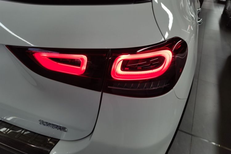 奔驰GLA 2023款 GLA 220车身外观6006