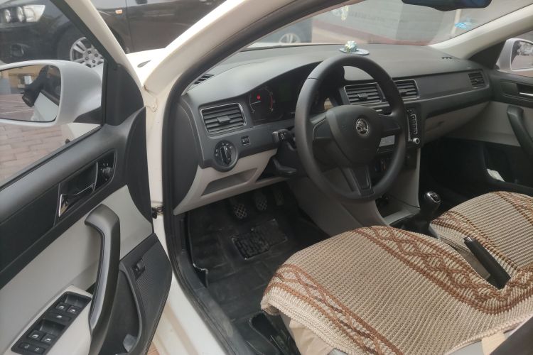 斯柯达 昕锐 2016款 1.6L 手动创行版中控内饰20