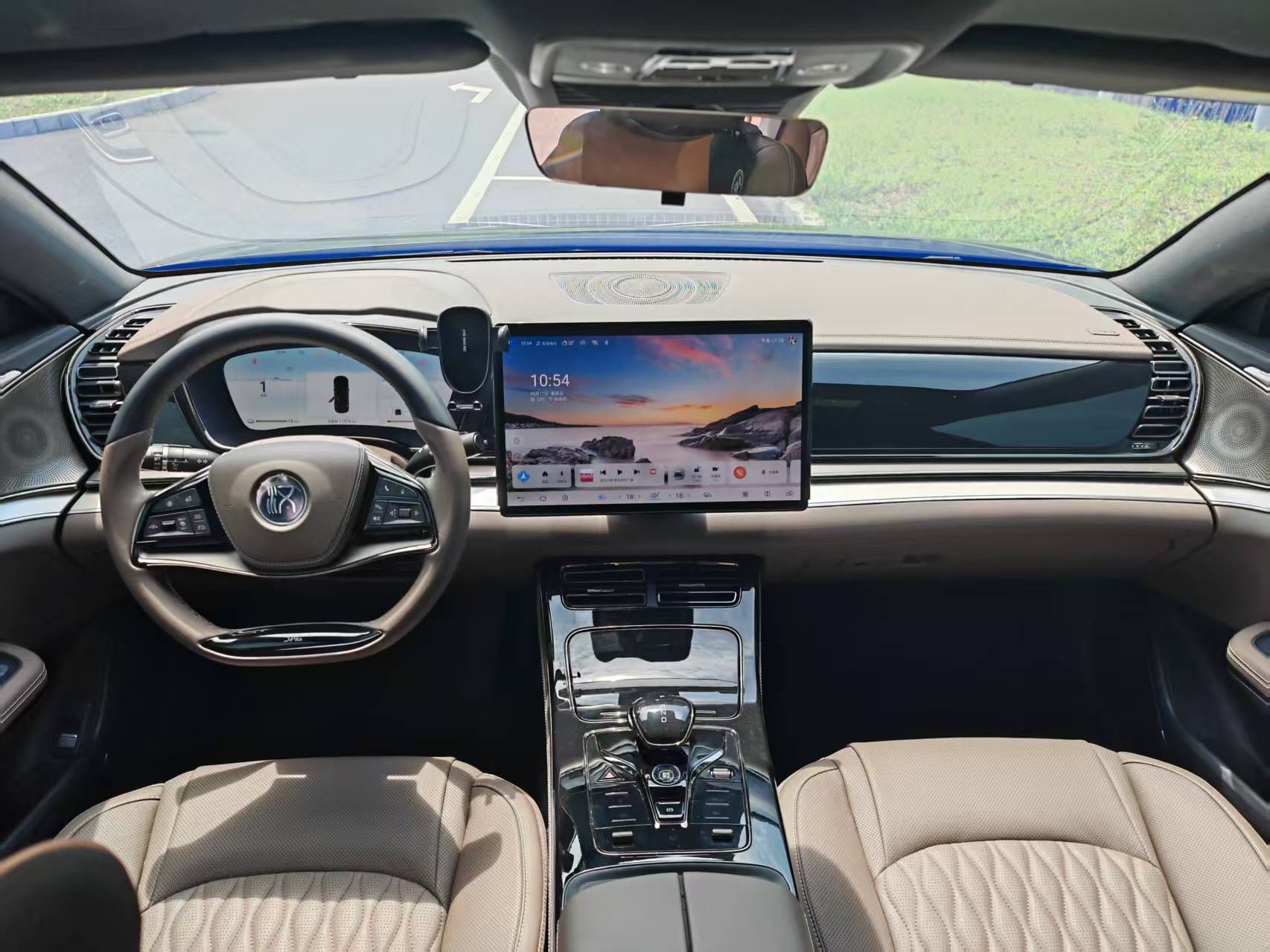 比亚迪 汉 2024款 DM-i 荣耀版 121KM 精英型