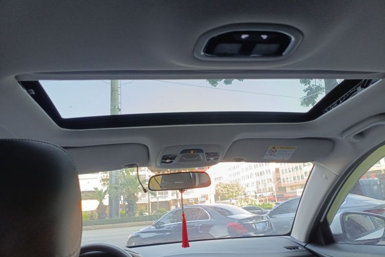 吉利汽车 帝豪 2021款 UP 1.5L CVT豪华型局部细节22