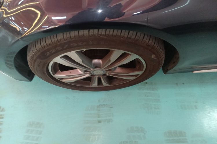 奔驰C级 2017款 C 200 L 运动版车身外观6007