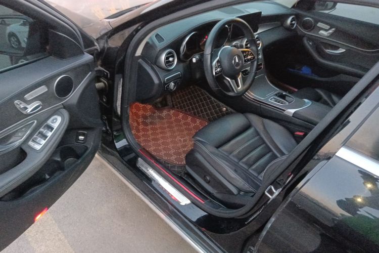 奔驰C级 2019款 C 260 L中控内饰7003