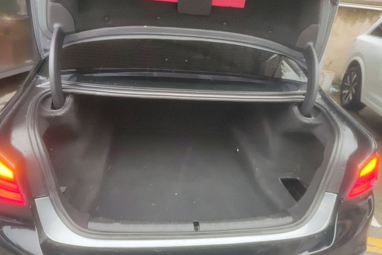 宝马5系(进口) 2019款 525i M运动套装局部细节23