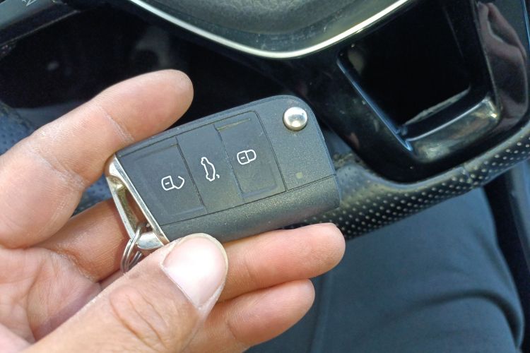 大众 高尔夫 2020款 挚爱版 280TSI DSG舒适型中控内饰7001