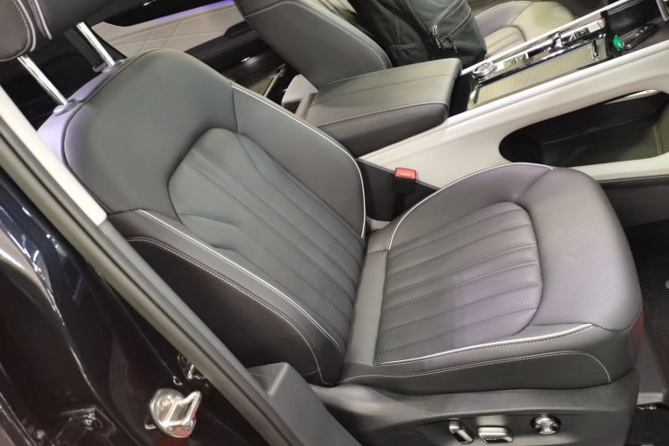 大众 途昂 2023款 改款 380TSI 四驱尊崇豪华版局部细节41