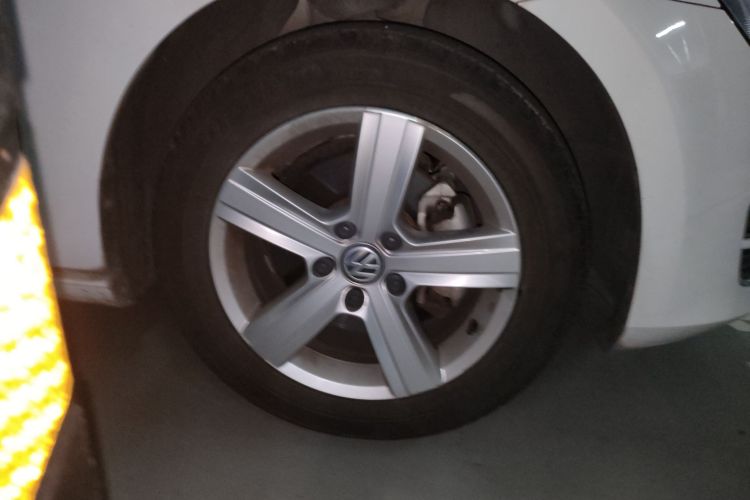 大众 高尔夫 2015款 1.4TSI 自动舒适型车身外观10