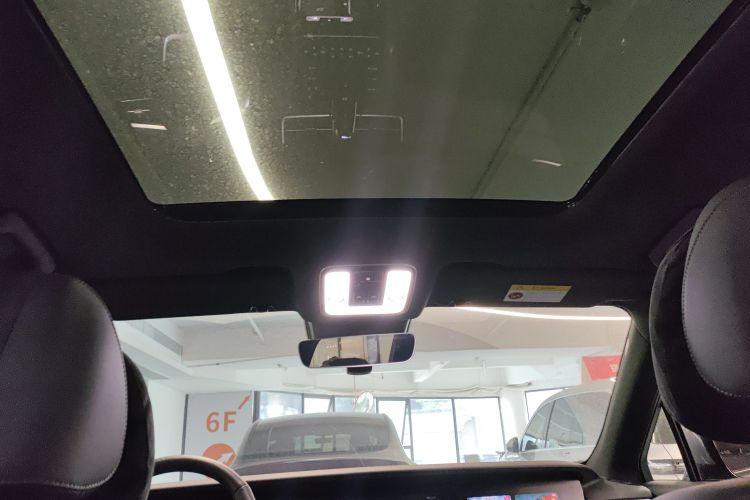 理想汽车 理想ONE 2021款 增程6座版局部细节22