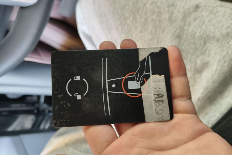 特斯拉 Model Y 2022款 后轮驱动版中控内饰11