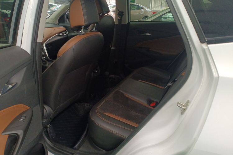 别克 昂科拉 2020款 20T CVT豪华型中控内饰21