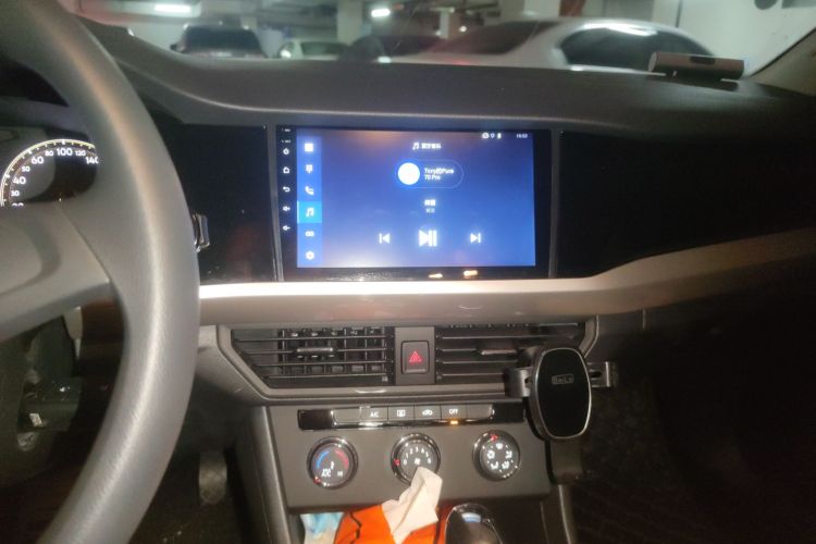 大众 宝来 2020款 1.5L 自动时尚型中控内饰16