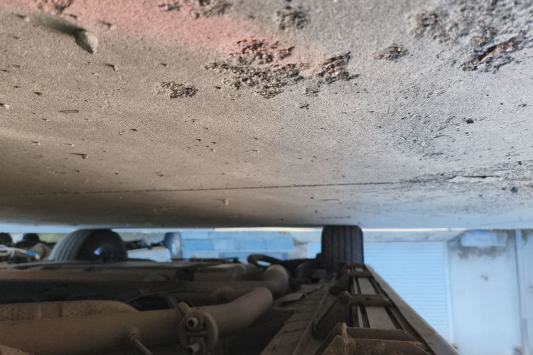 丰田 格瑞维亚 2023款 2.5L混动 豪华版局部细节9001