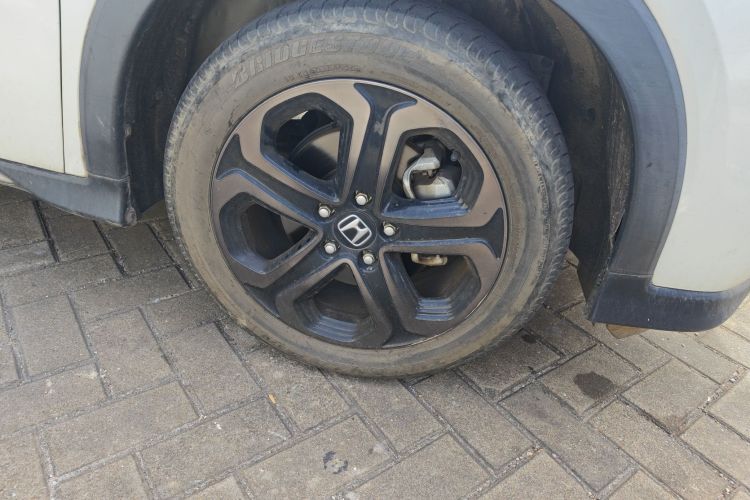 本田XR-V 2021款 220TURBO CVT舒适版车身外观10