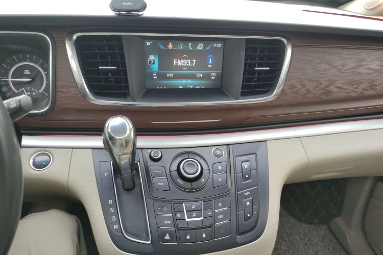 别克GL8 2018款 28T 豪华型 国VI局部细节16