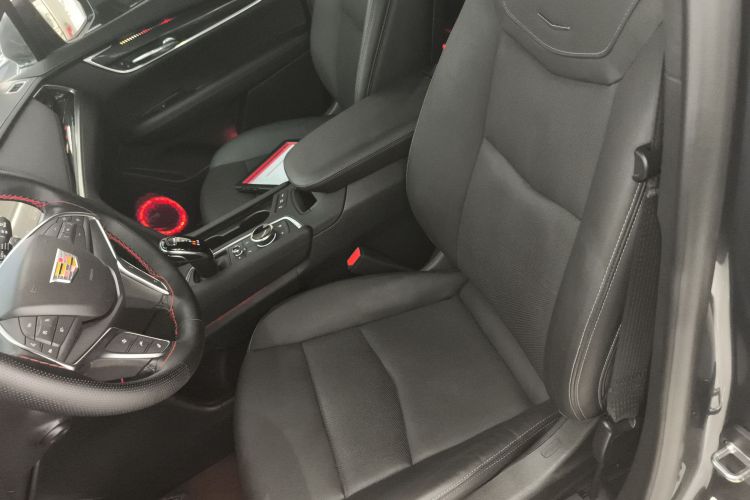 凯迪拉克XT5 2022款 2.0T 四驱豪华型（蜂鸟版）中控内饰19