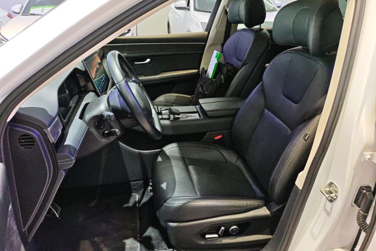 鸿蒙智行 问界M5 2022款 增程后驱标准版中控内饰19