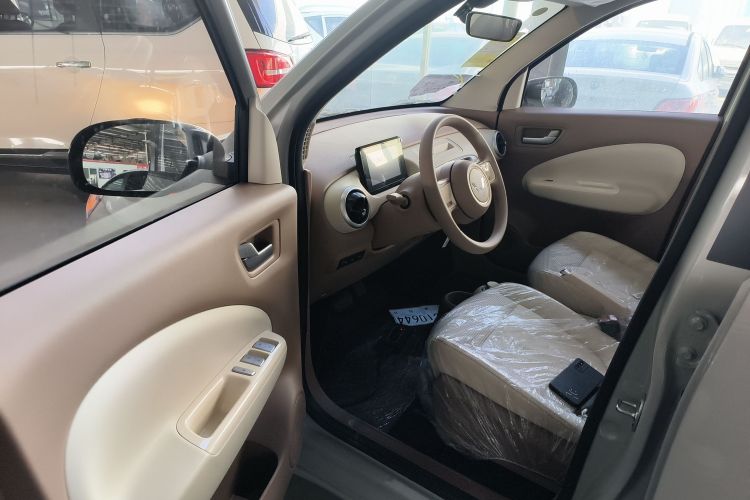 五菱汽车 宏光MINIEV 2025款 四门版 进阶款中控内饰20