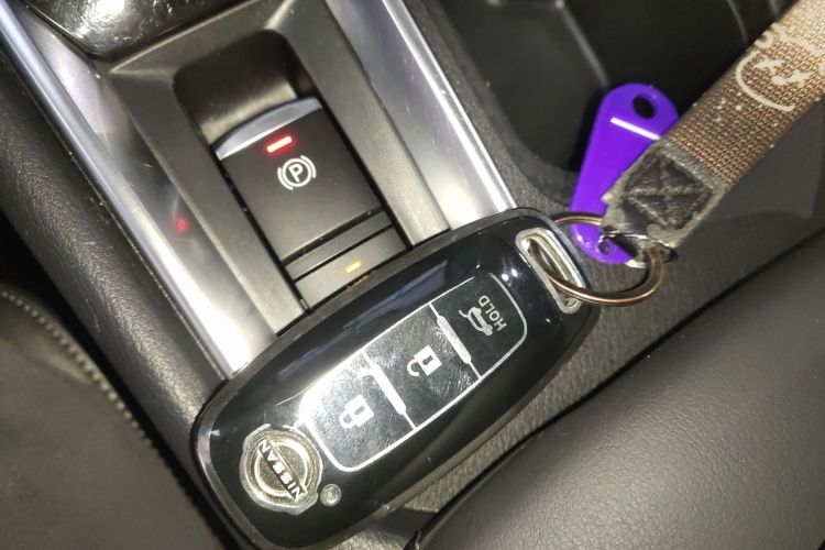 日产 轩逸 2023款 1.6L CVT悦享版中控内饰7001