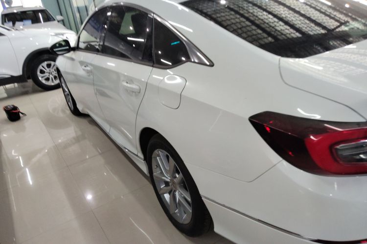 本田 雅阁 2022款 260TURBO 豪华版车身外观6003