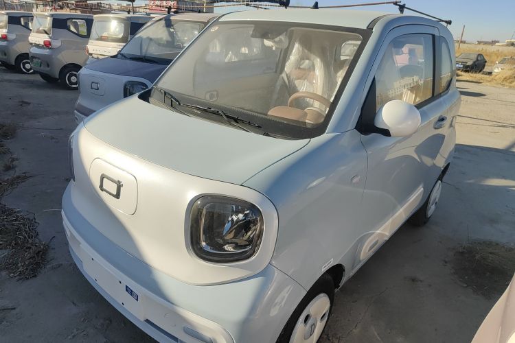 奔腾小马 2026款 222km 萌趣马 Plus车身外观1