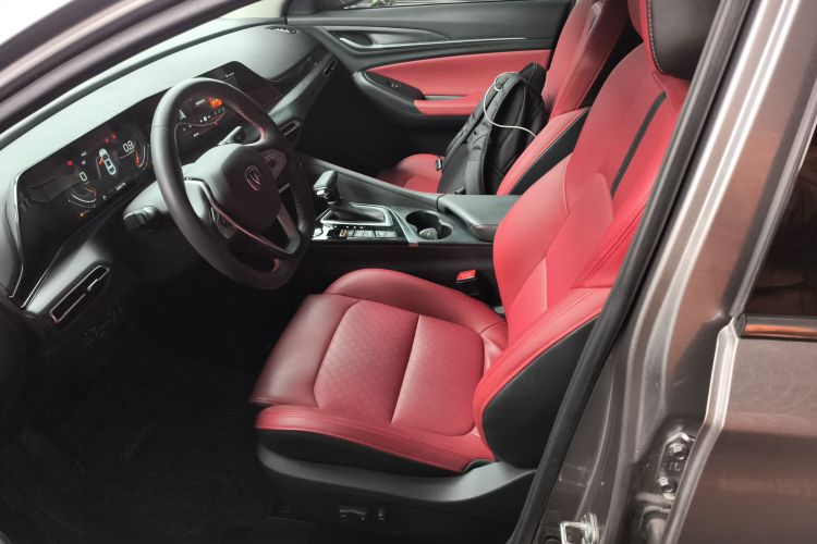 长安 逸动 2020款 PLUS 蓝鲸NE 1.4T GDI DCT旗舰型中控内饰19