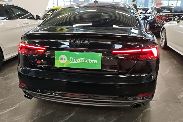 奥迪A5 2017款 Sportback 45 TFSI 时尚型车身外观6