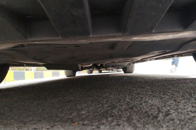 奔驰V级 2018款 V 260 L 尊贵加长版 国VI局部细节9008