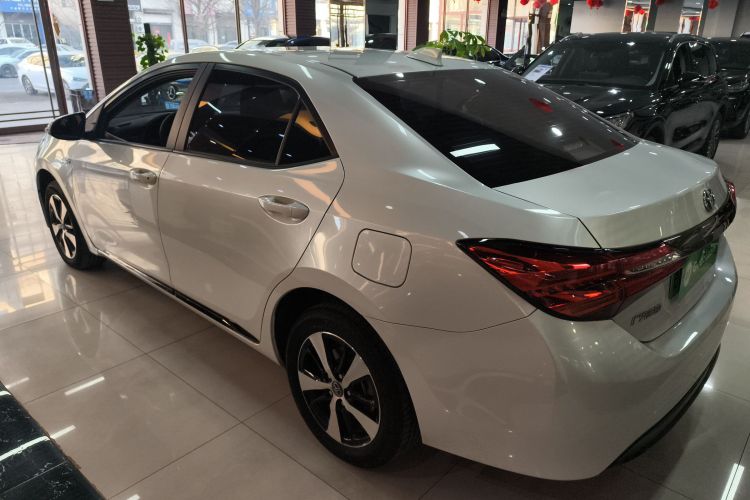 丰田 雷凌双擎E+ 2019款 1.8PH GS E-CVT精英版车身外观4