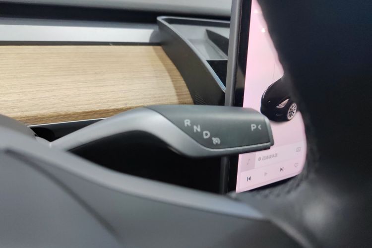 特斯拉 Model 3 2021款 标准续航后驱升级版局部细节18