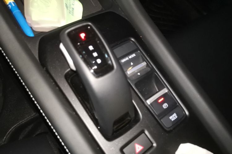 灵悉L 2024款 头号玩家版中控内饰18