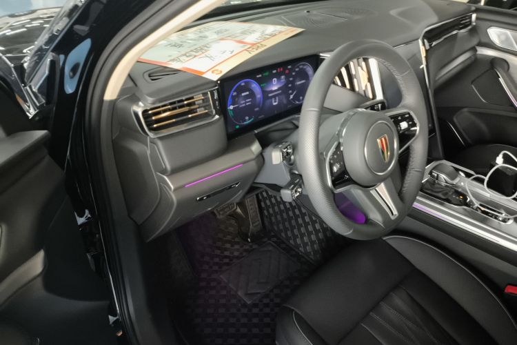 红旗HS7 PHEV 2024款 2.0T PHEV 四驱旗畅版 6座中控内饰7003