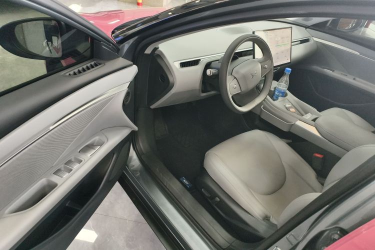 小鹏MONA M03 2024款 515 长续航中控内饰20