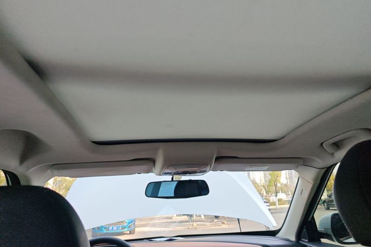 众泰T300 2017款 1.5T CVT尊享型中控内饰22