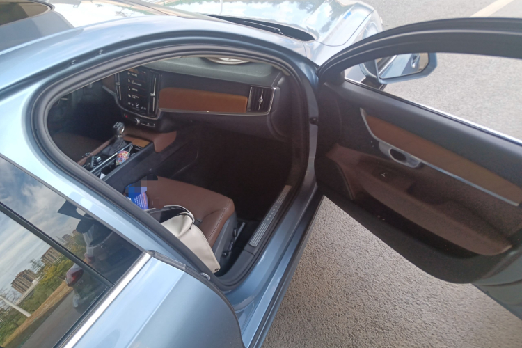 沃尔沃S90 2020款 T5 智逸豪华版局部细节9005