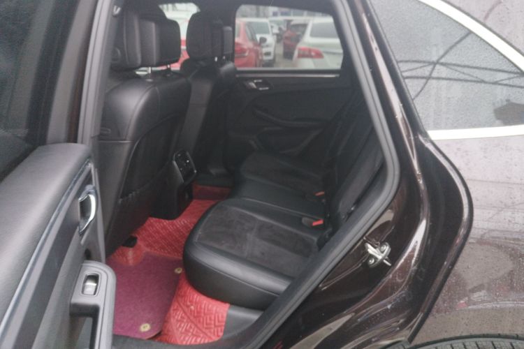 保时捷 2017款  Macan 2.0T中控内饰21