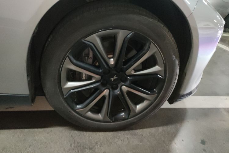 小鹏P7 2022款 586G车身外观6007