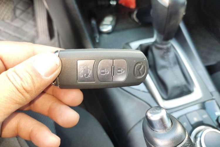 马自达3 昂克赛拉 2017款 三厢 1.5L 自动舒适型 国V中控内饰11