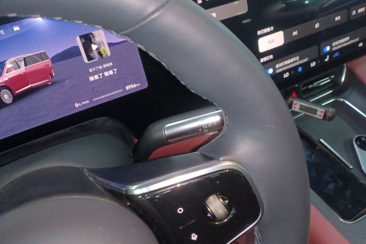 鸿蒙智行 问界M8 2025款 增程 Ultra版 53.4kWh 5座版局部细节18