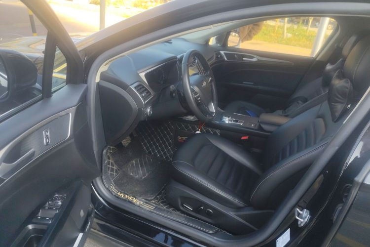 福特 蒙迪欧 2018款 EcoBoost 180 智控时尚型 国V中控内饰20