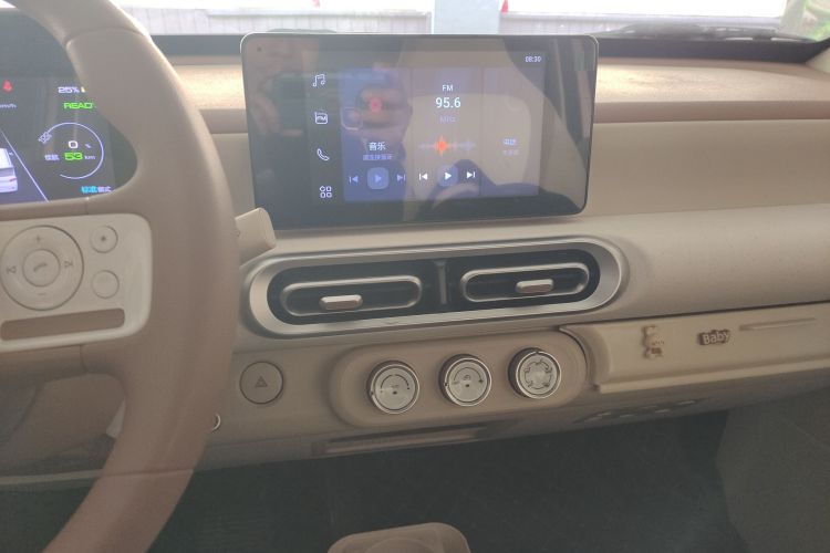 五菱汽车 宏光MINIEV 2024款 第三代 215km 进阶版局部细节16