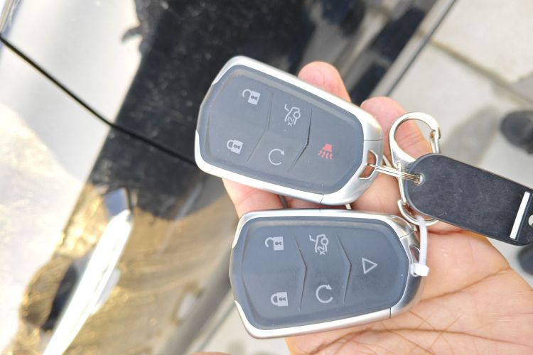 凯迪拉克XT4 2020款 改款 28T 两驱技术型中控内饰7001