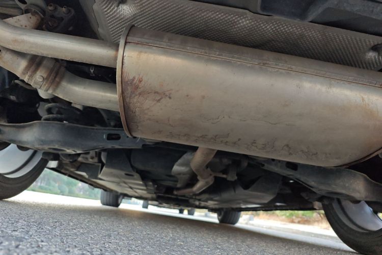 长安UNI-V 2023款 1.5T 运动版局部细节9009