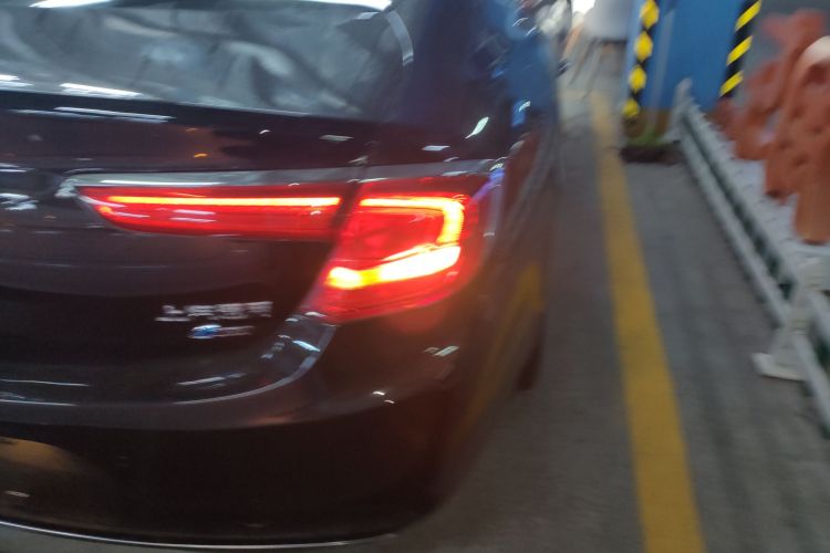 别克 君越 2018款 30H 精英型车身外观6006