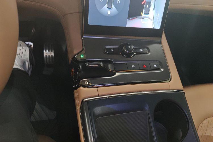 蔚来ES6 2020款 430KM 性能版中控内饰18