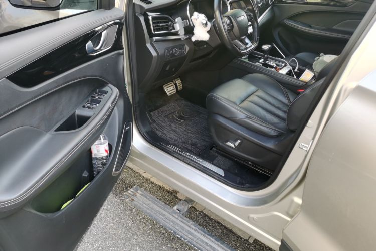 捷途X90 2019款 1.5T 自动智享型 6座 国V中控内饰7003