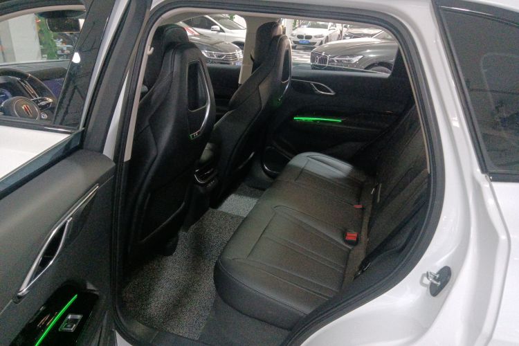 红旗HS3 2024款 1.5T 善为版中控内饰7004