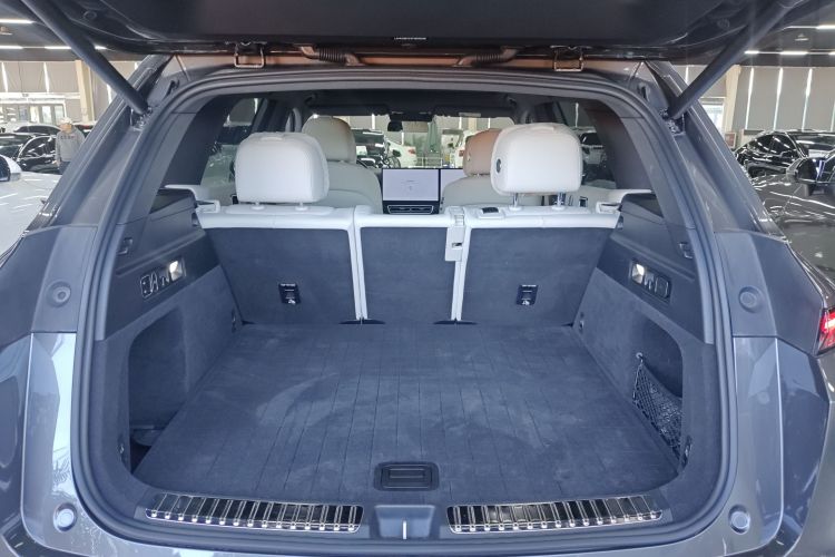 理想汽车 理想L7 2023款 Pro机舱底盘23