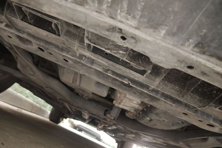 日产 奇骏 2014款 2.0L CVT舒适版 2WD局部细节9008